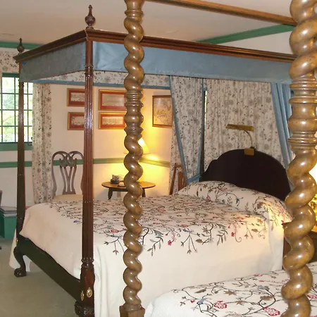 Newport House Bed & Breakfast-3